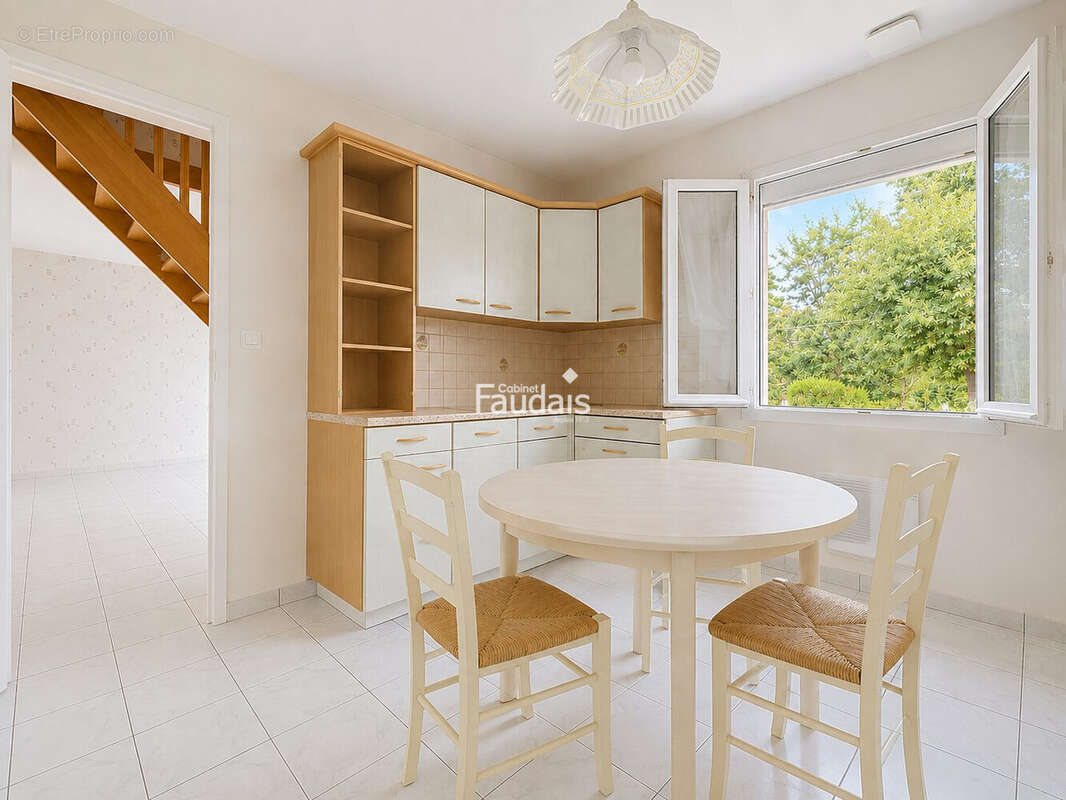Maison 81 m² à Gouville-Sur-Mer  - photo 6