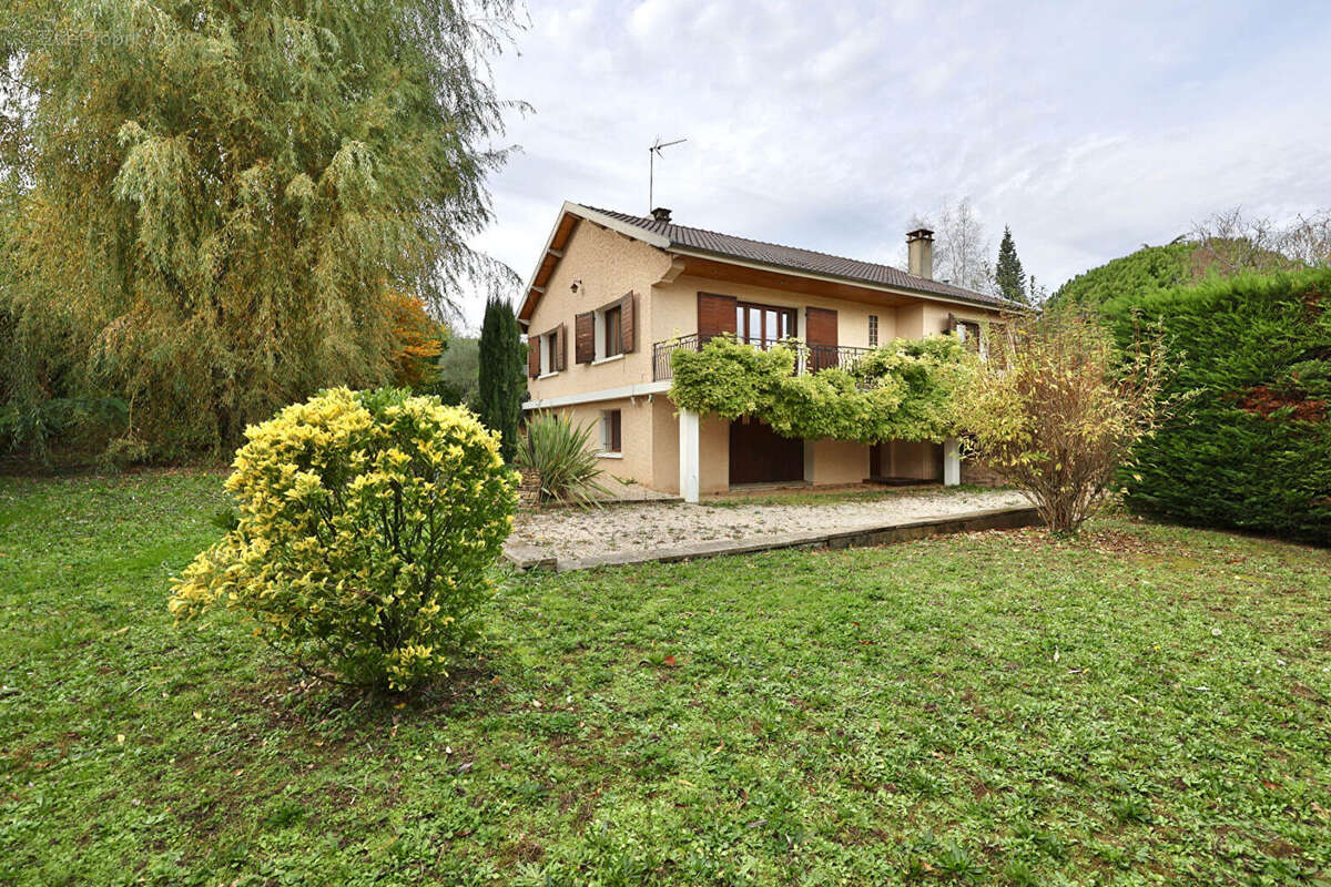 Maison à SAINT-CYR-AU-MONT-D'OR