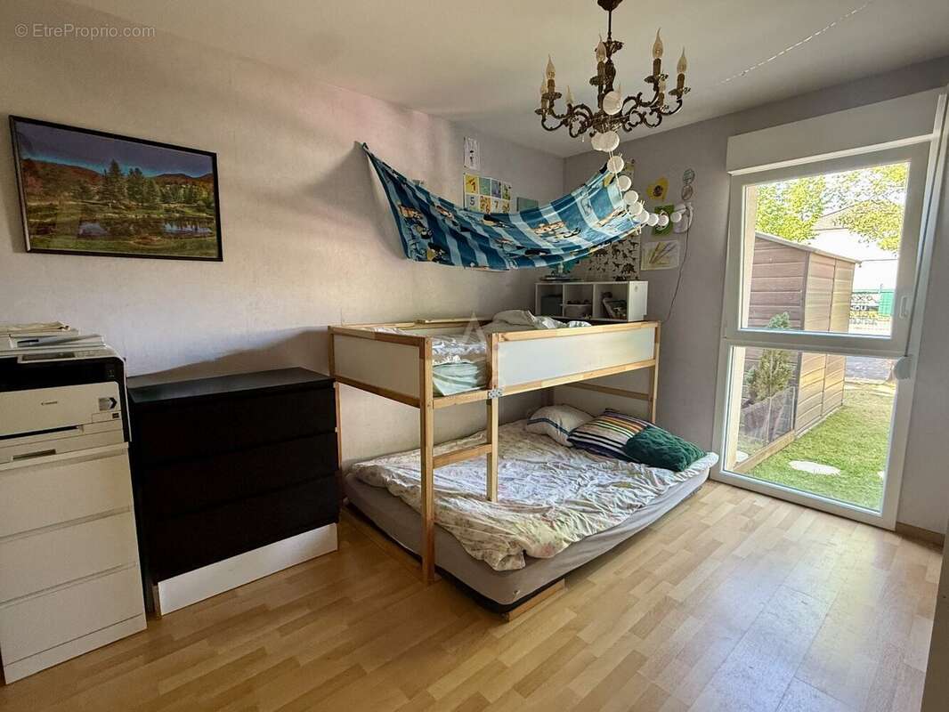 Appartement à BOUSSE