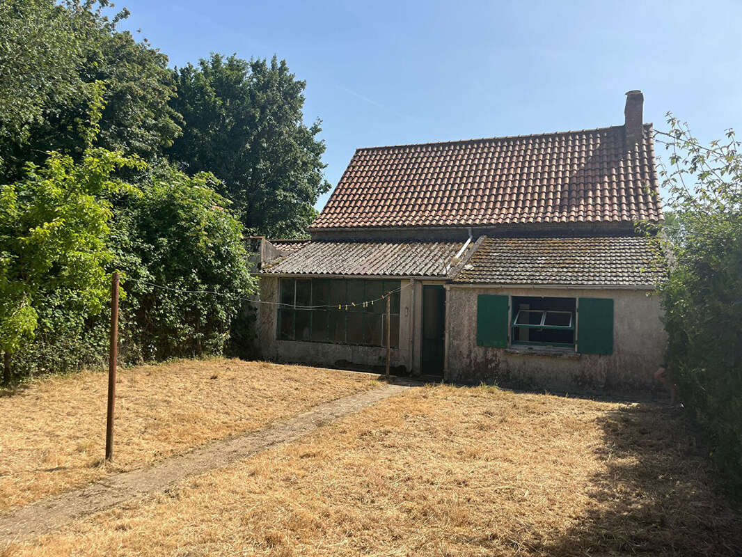 Maison à SAINT-CHRISTOPHE-DU-LIGNERON