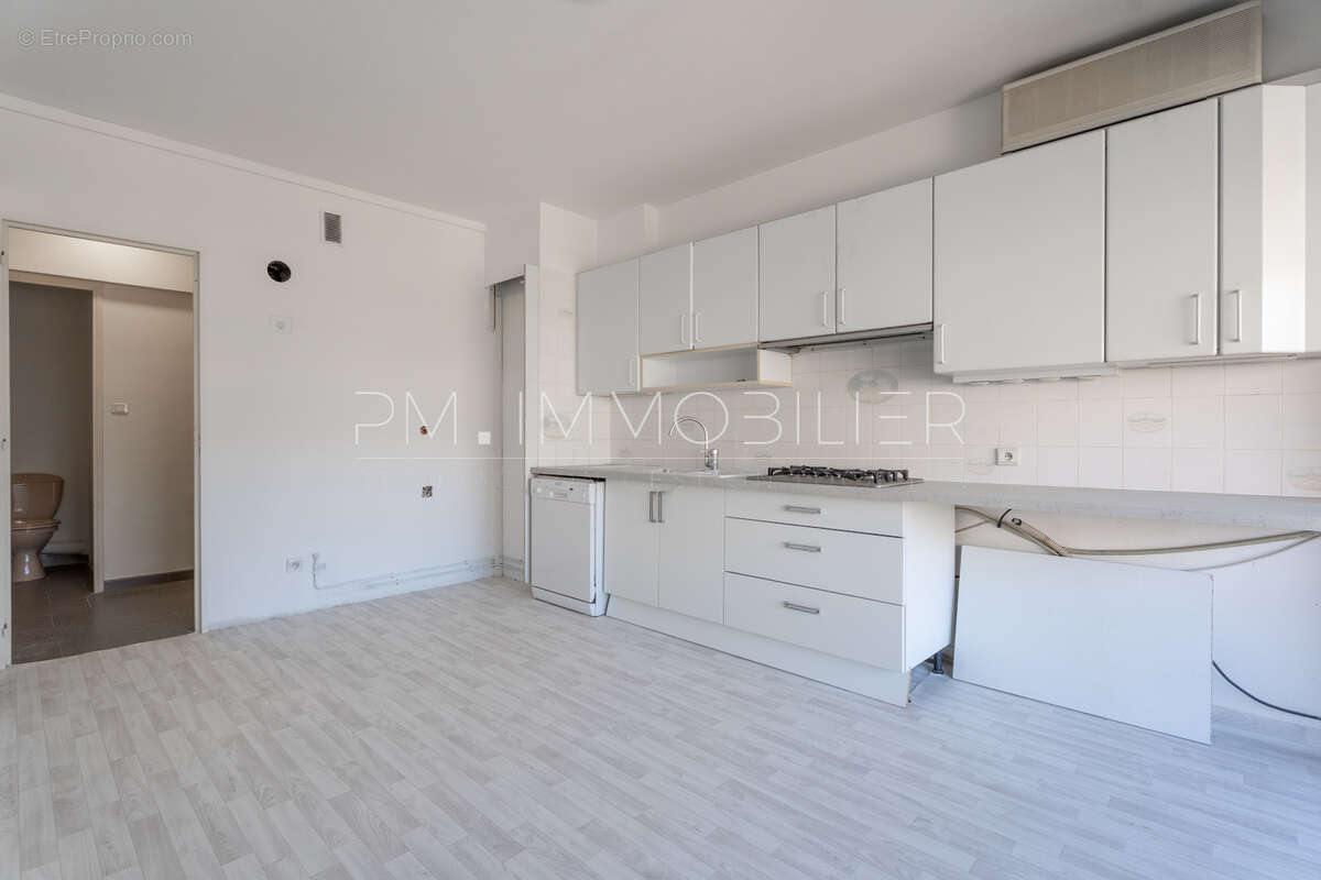 Appartement à MARSEILLE-8E