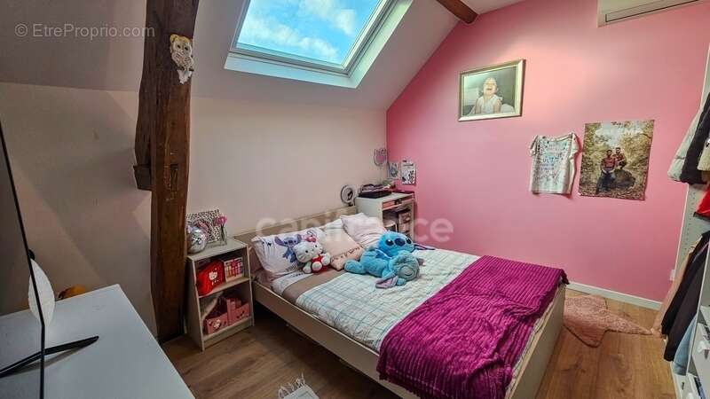 A vendre ETAMPES (91) . Maison en très bon état, 6 pièces, cave, cour et jardin clos - photo 8