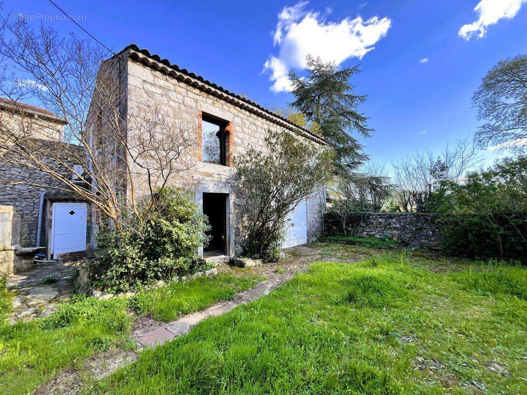 Maison à SAINT-ALBAN-AURIOLLES