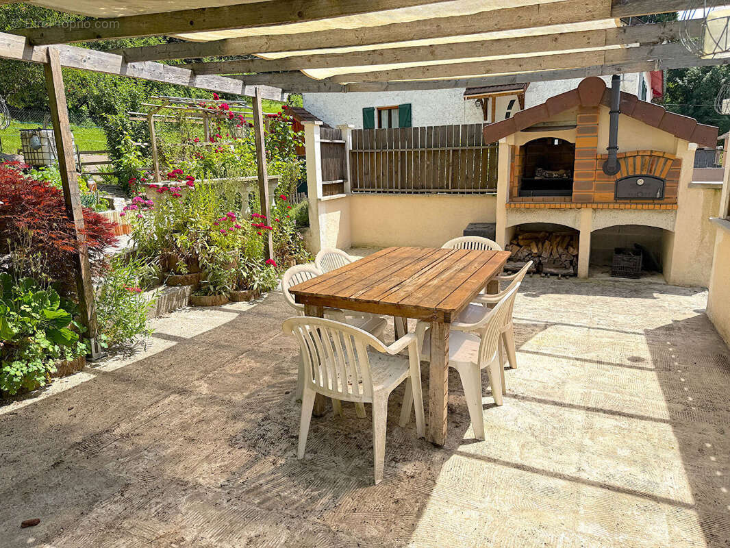 Maison à SEYSSEL