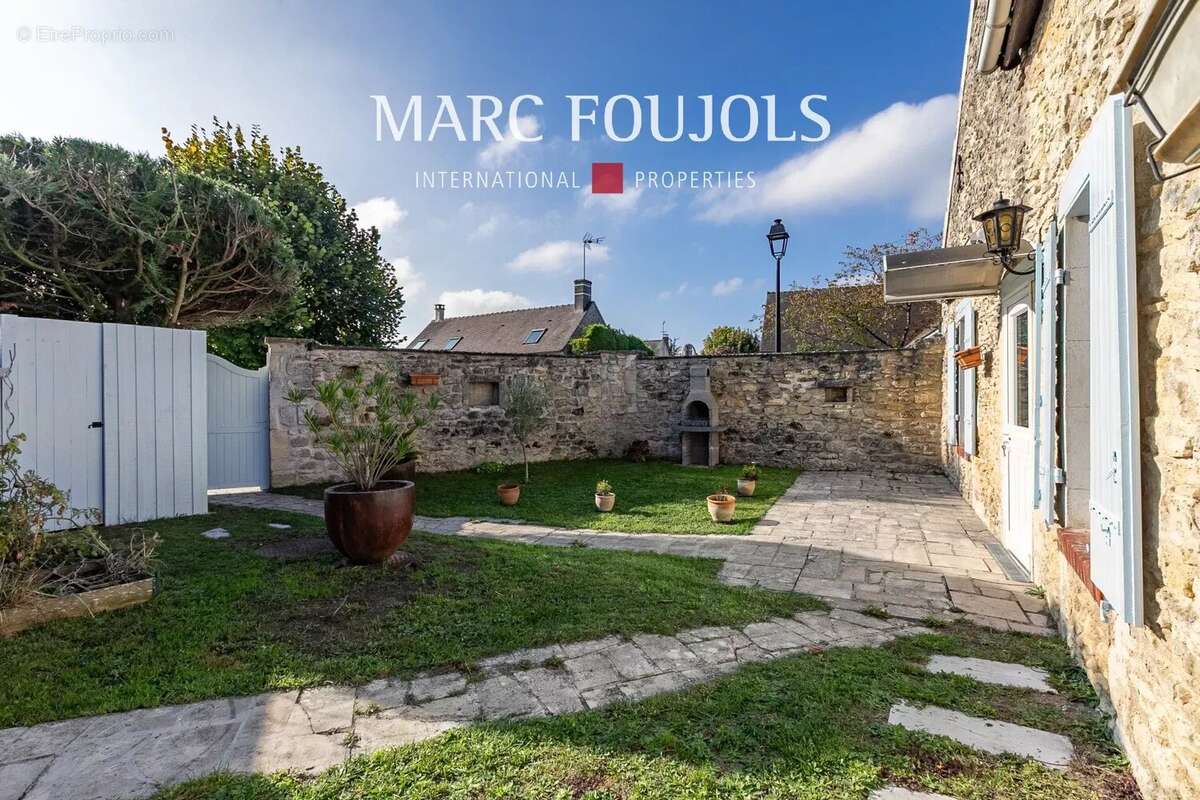 Maison à SENLIS