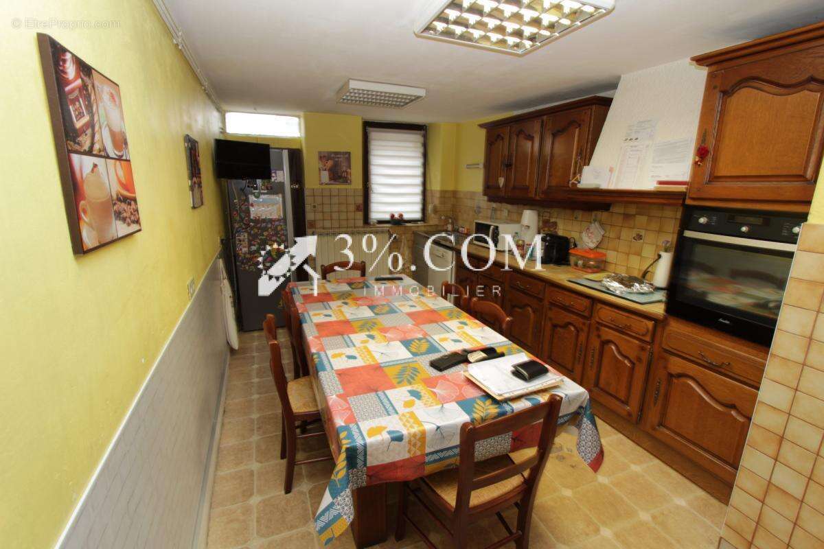 Maison 6 pièces - 4 chambres - local commercial - photo 4