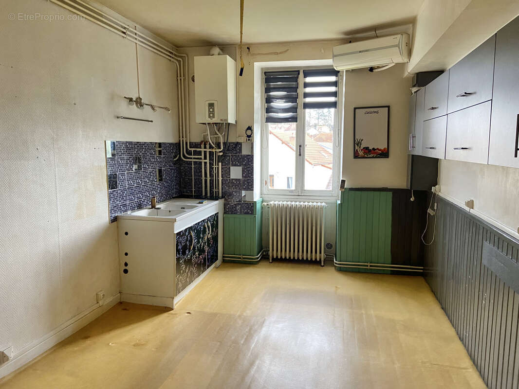 Appartement à SAINT-GERMAIN-DES-FOSSES