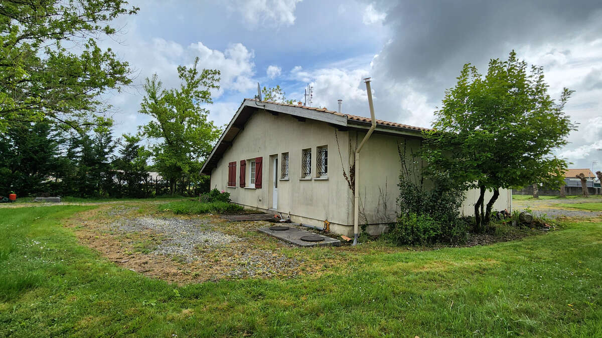 Maison à SAINT-SAVIN