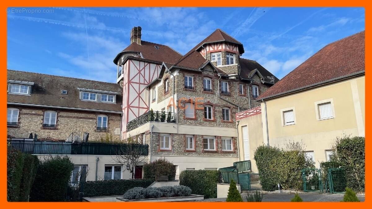 Appartement à SAINT-WITZ