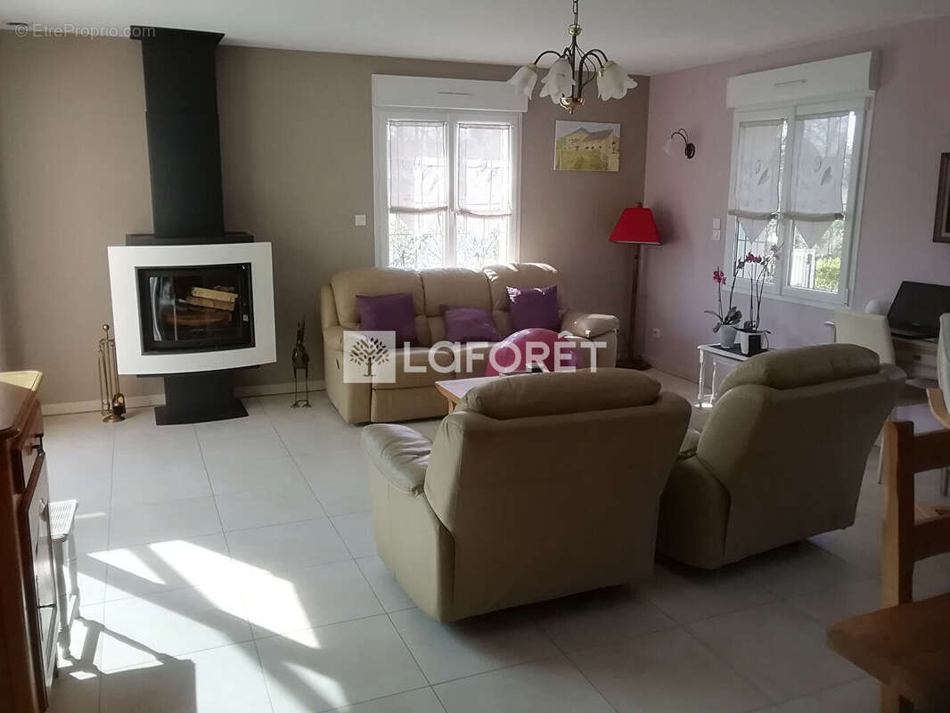 Maison à NUNCQ-HAUTECOTE