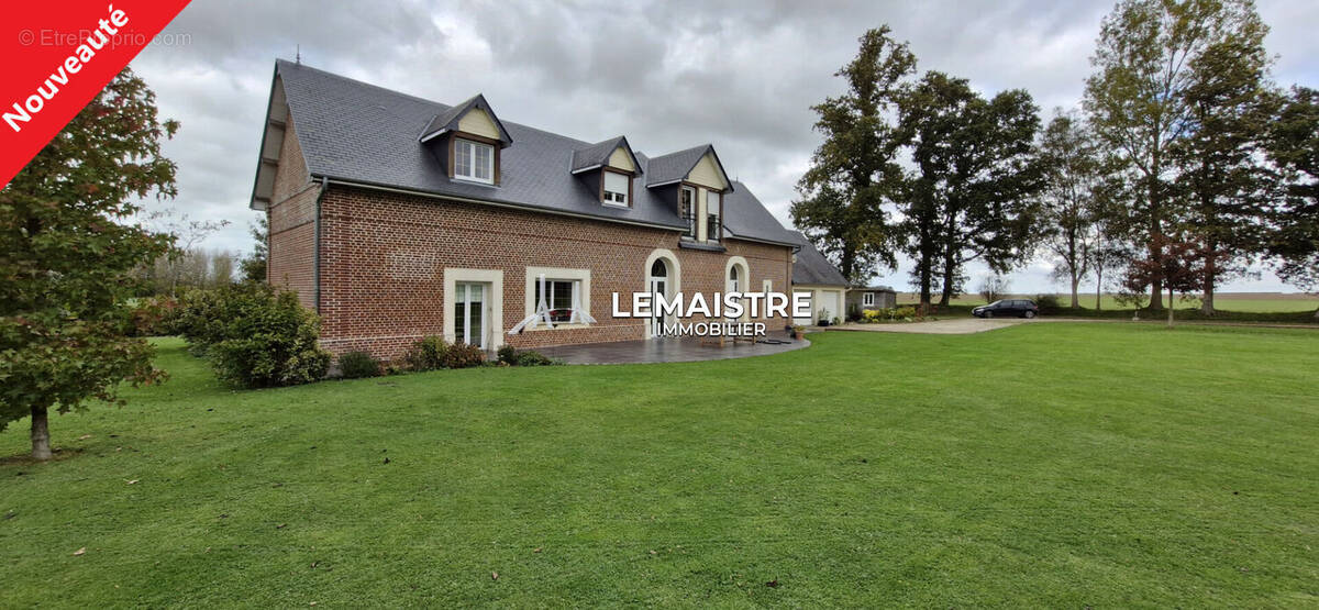 Maison à CANY-BARVILLE