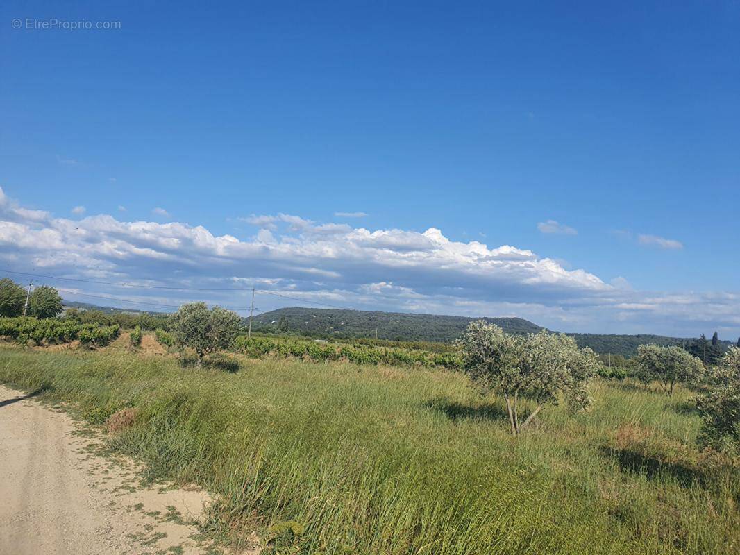 Terrain à LAURIS