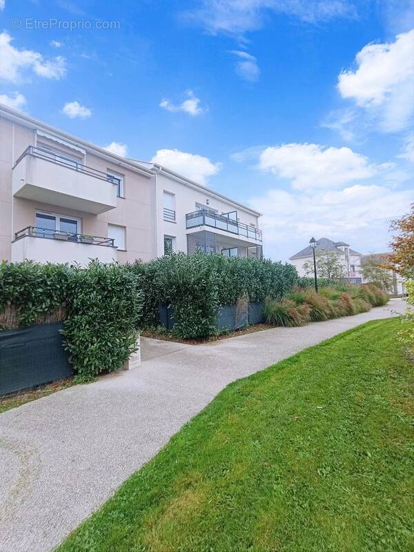 Appartement à MENNECY