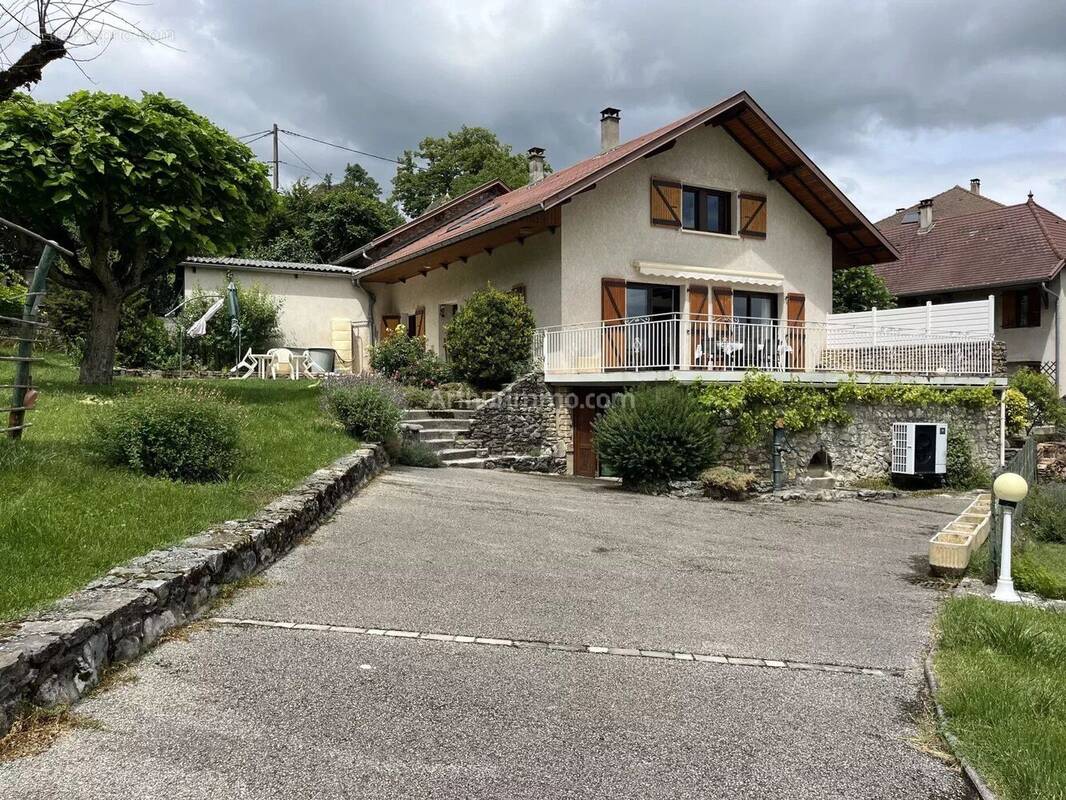 Maison à AMBLEON
