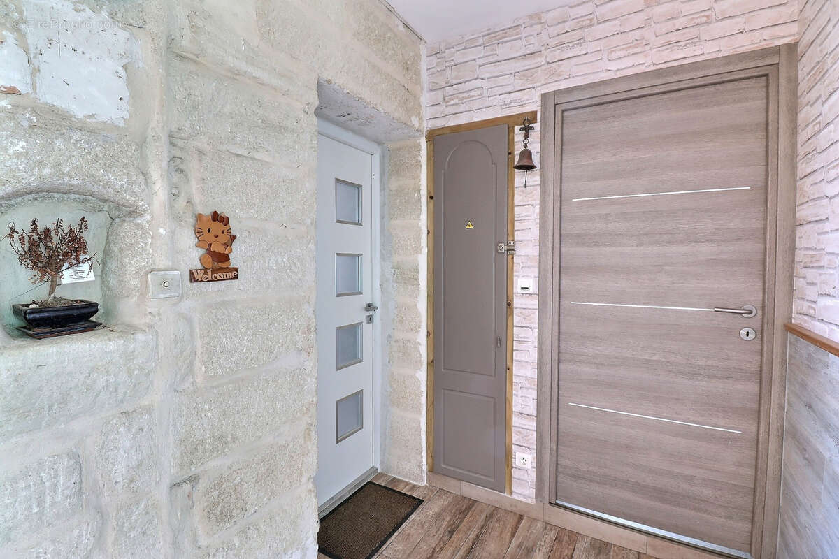 Appartement à LUNEL