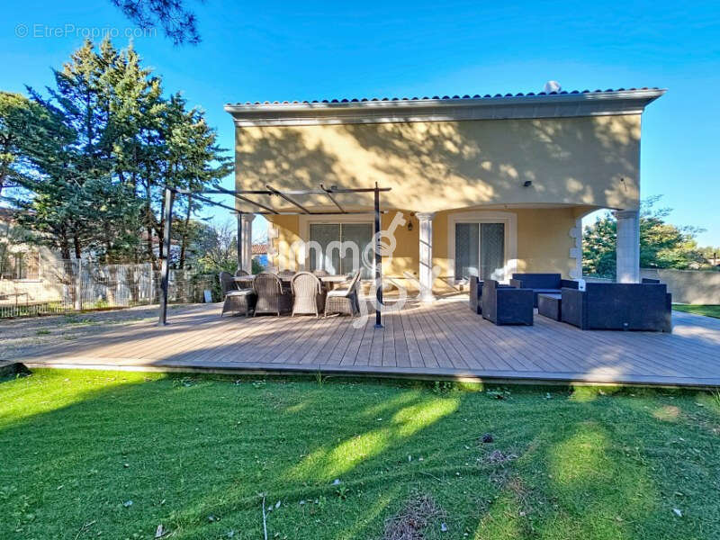 A Remarkable Home of Charm and Noble Materials in a Serene Pine Forest Environment - photo 27