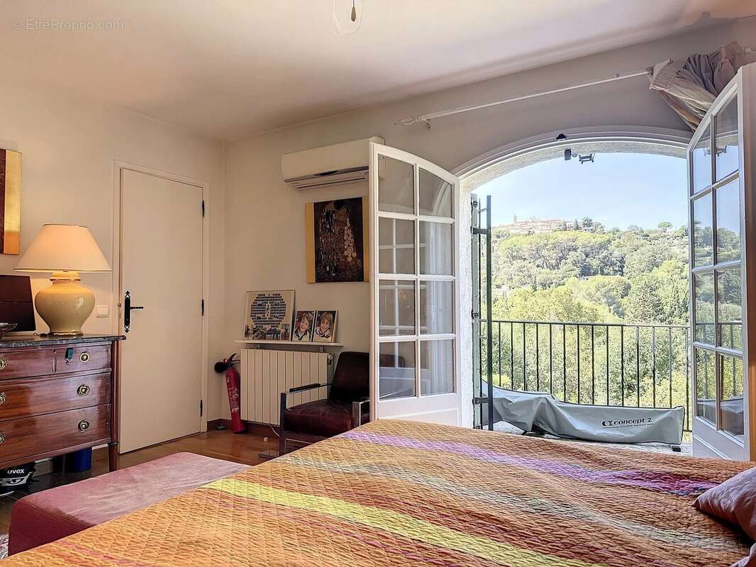 Maison à MOUGINS