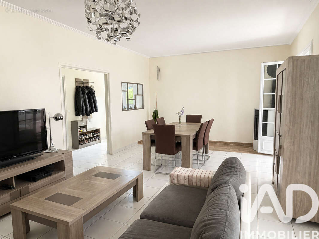 Photo 3 - Maison à PLAISIR