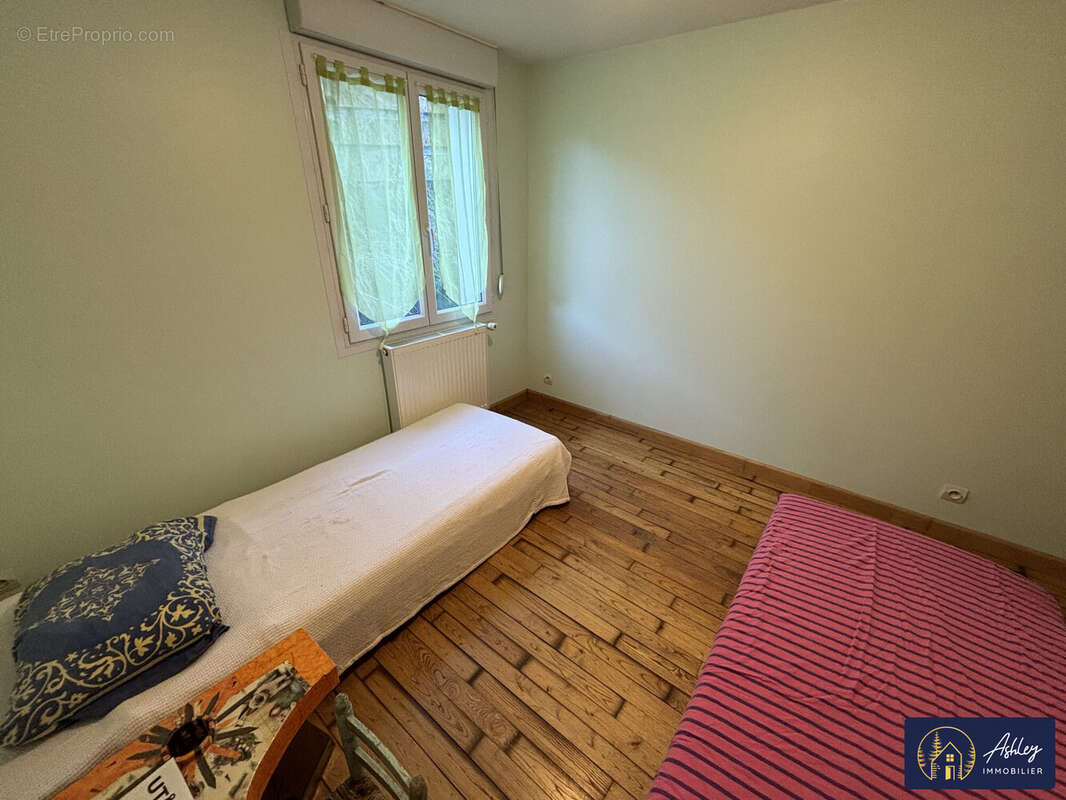 Maison 4 pièces CHAMPS SUR TARENTAIN - Maison à CHAMPS-SUR-TARENTAINE-MARCHAL