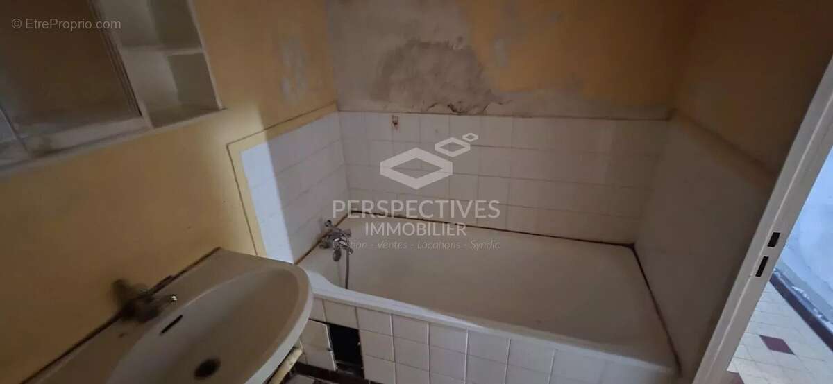 Appartement à SAINT-ETIENNE