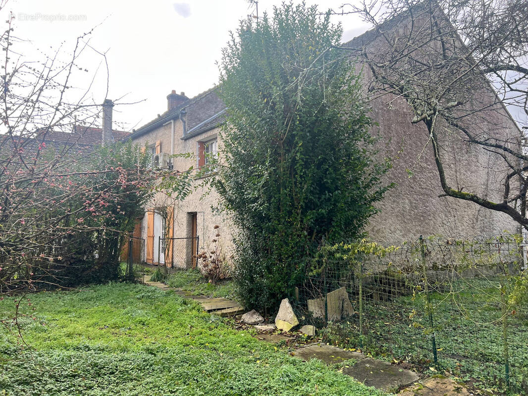Maison à SONCHAMP
