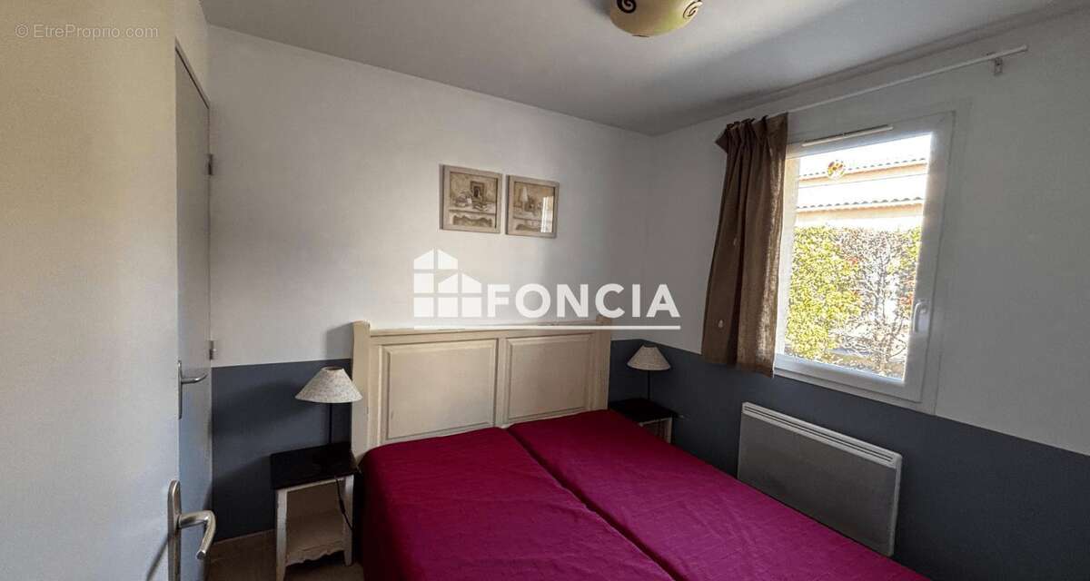 Appartement à MOURIES
