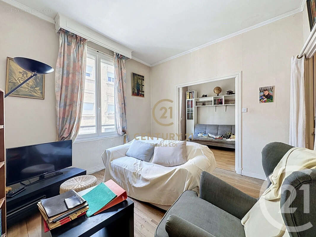 Maison 113 m² à Givors  - photo 3