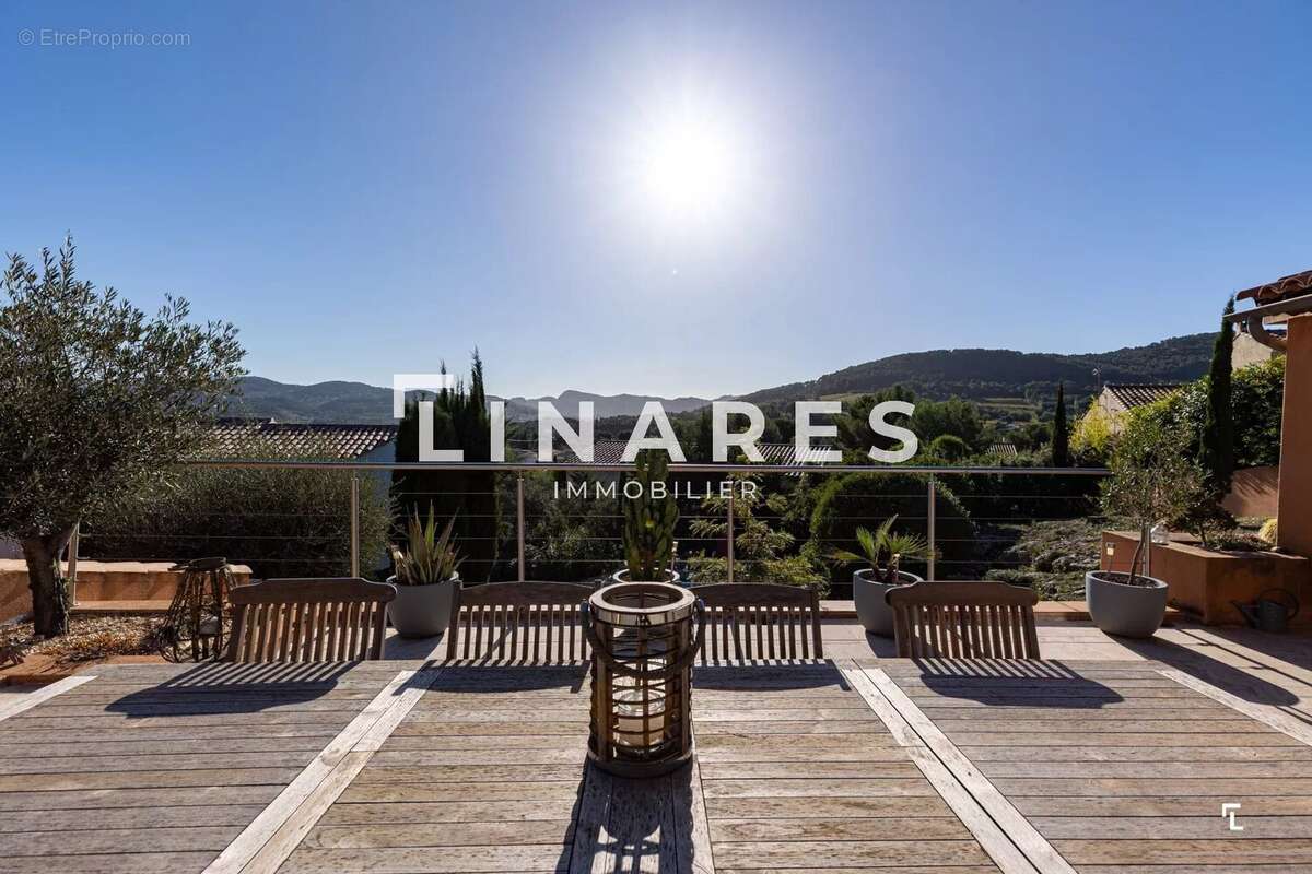 Maison à LA CADIERE-D'AZUR