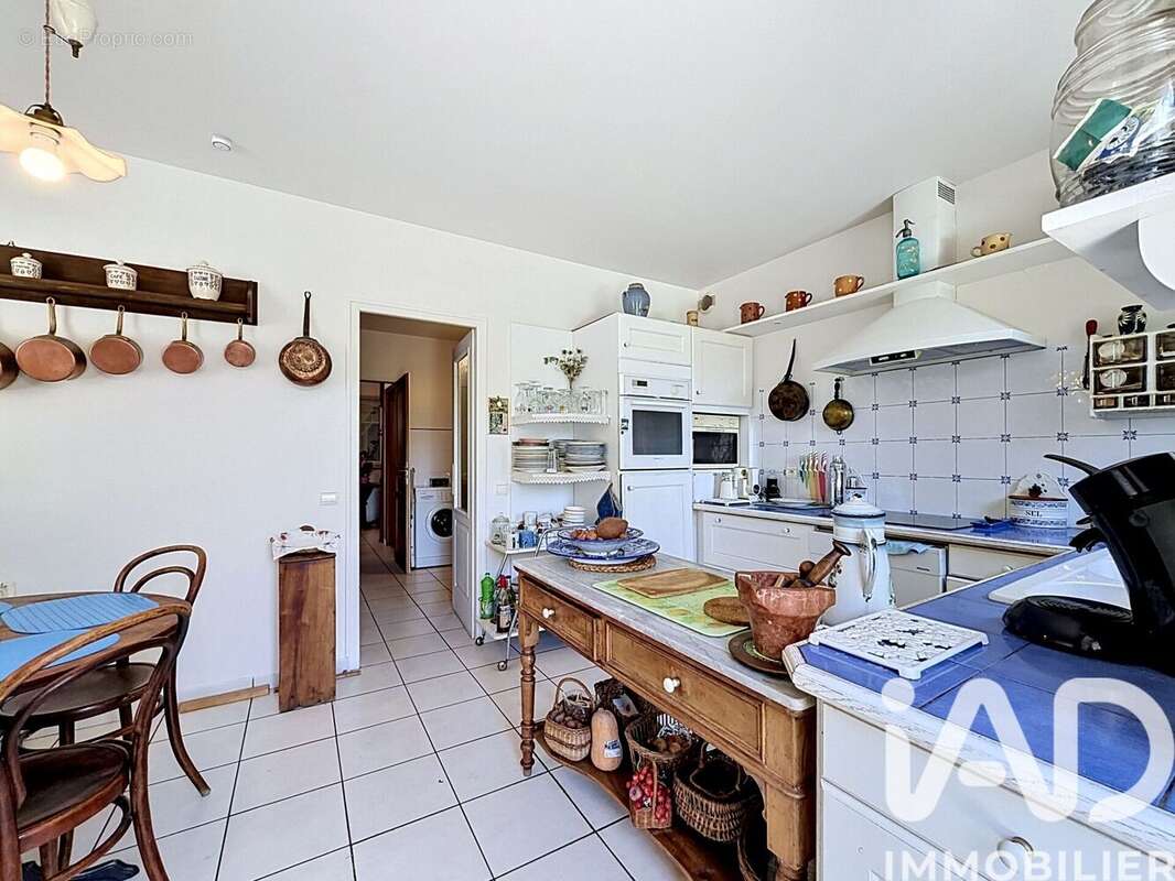 Maison 160 m² à Vers  - photo 9