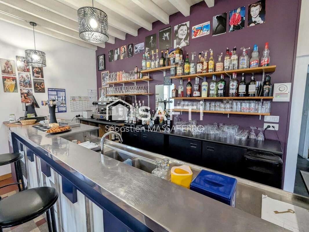 Photo 4 - Commerce à CIEZ