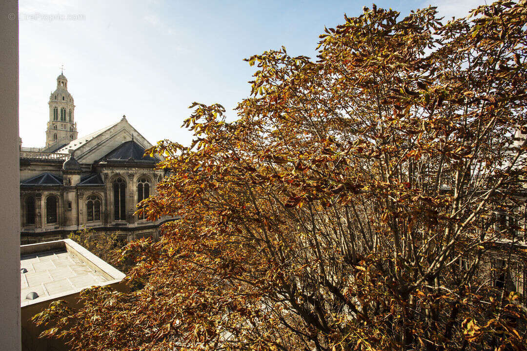 Appartement à PARIS-9E