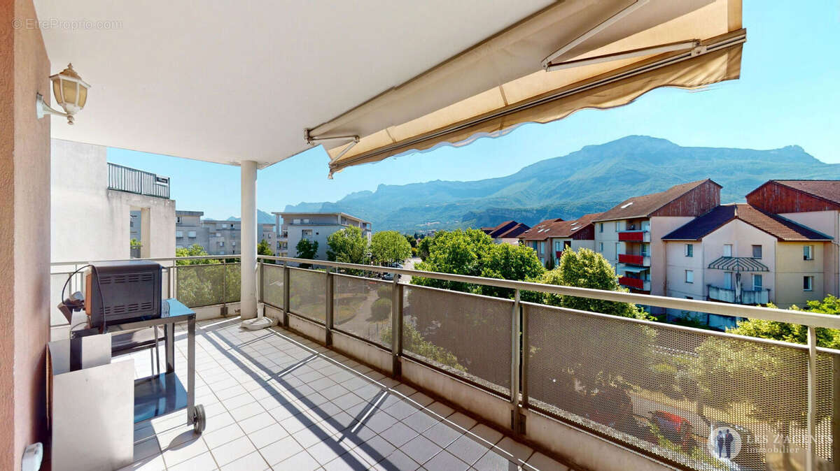 À VENDRE - Superbe T5 de 98 m² à Échirolles - photo 2