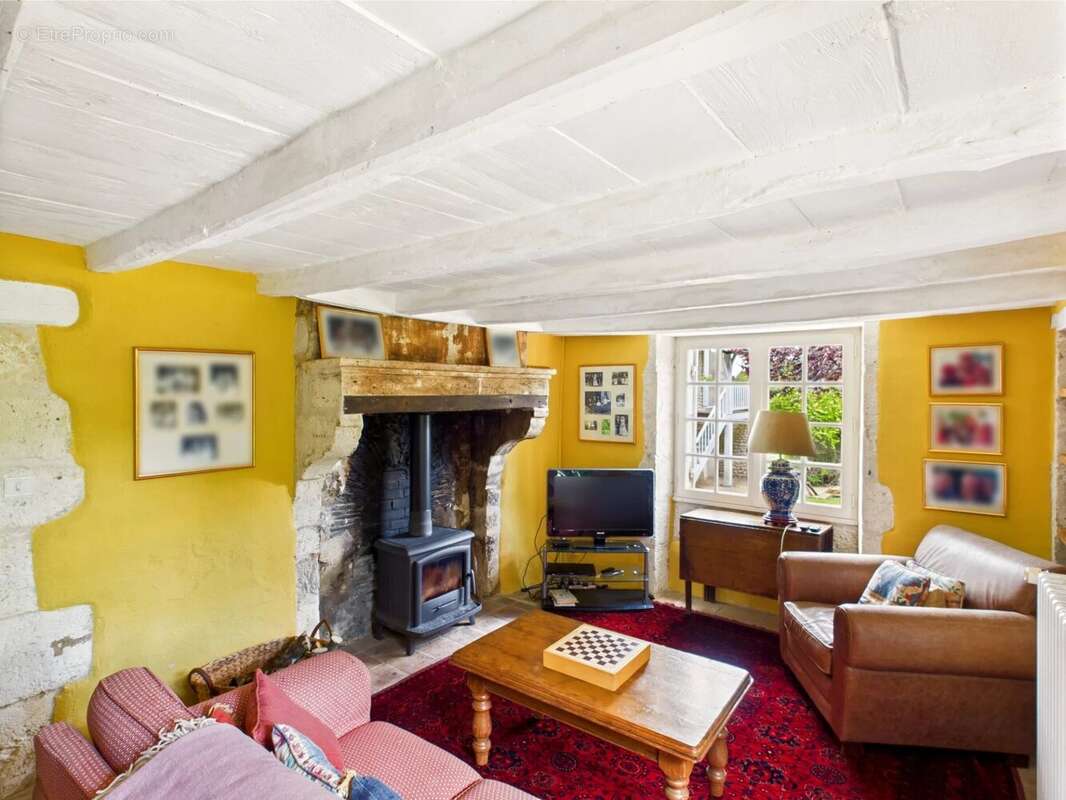 Maison à VERTEILLAC