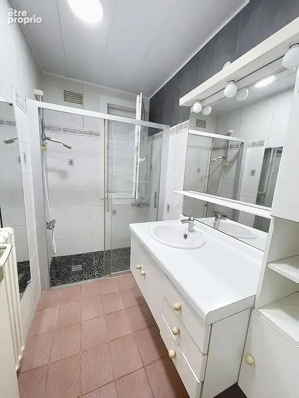 Maison familiale 6 pièces - 84m2 - terrain d’environ 800m2 - Saint- Avé - photo 6