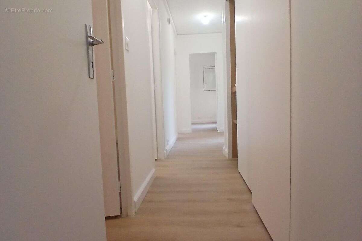 Appartement à MARSEILLE-9E