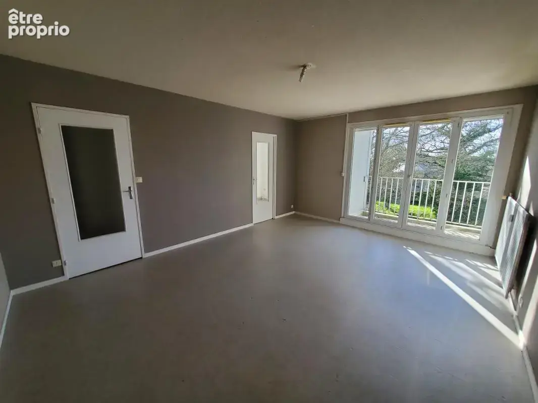 Bel appartement T3 avec balcon et cave - photo 2
