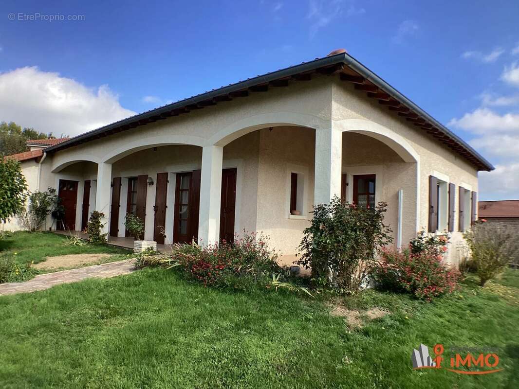 Maison à LA TOURETTE