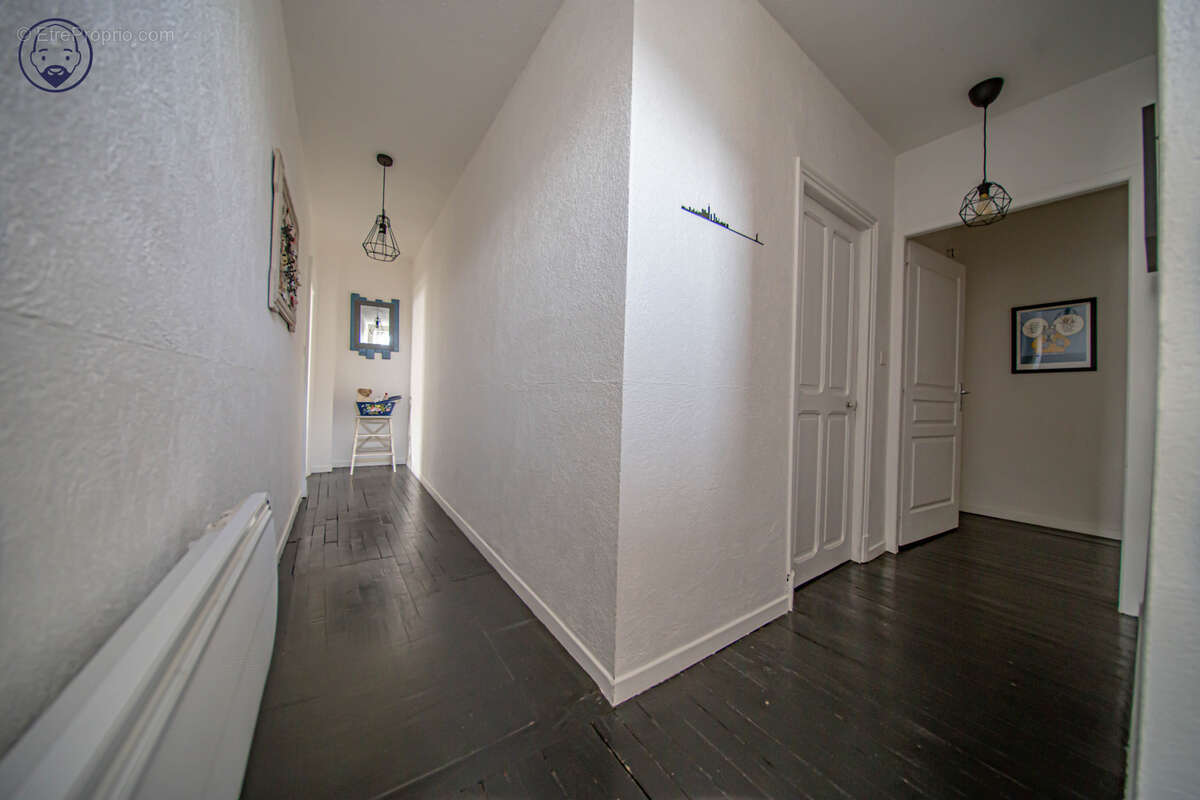 Maison à THIAUCOURT-REGNIEVILLE