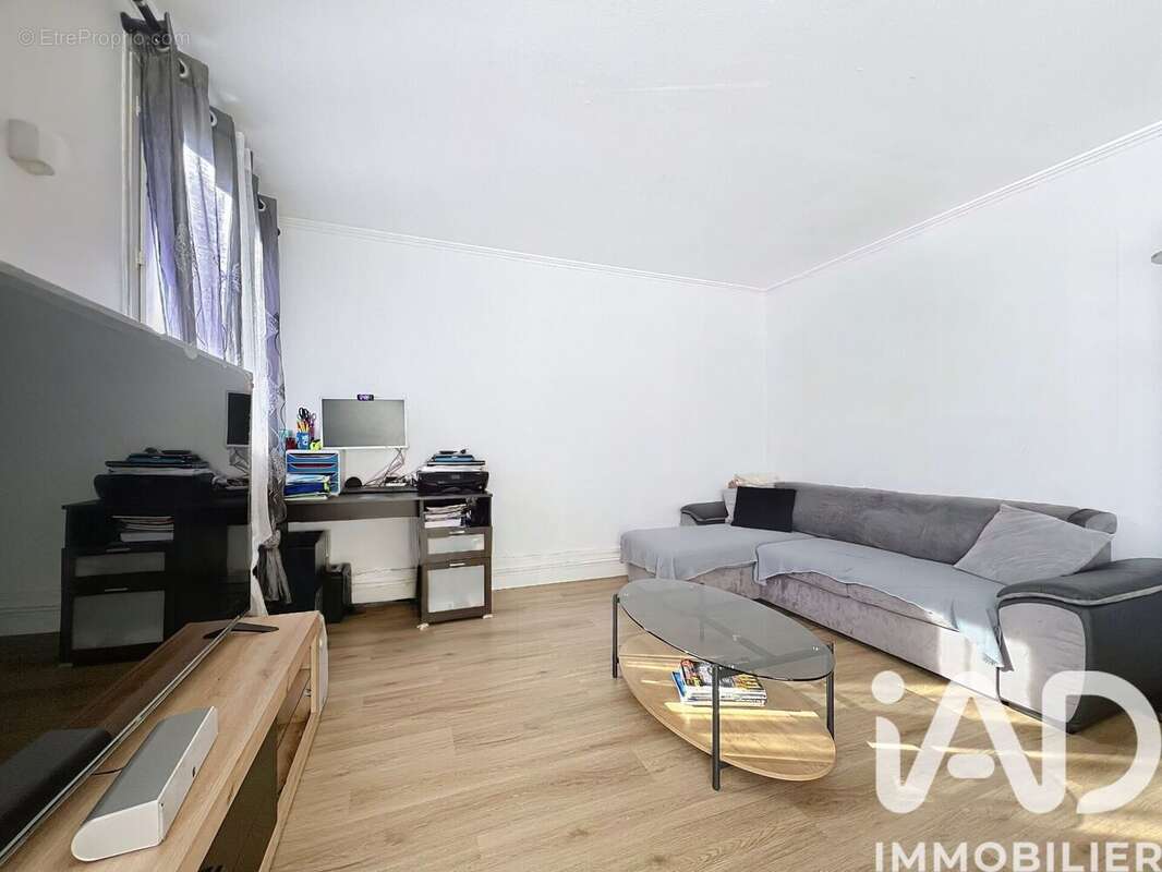Photo 4 - Appartement à LE PLESSIS-TREVISE