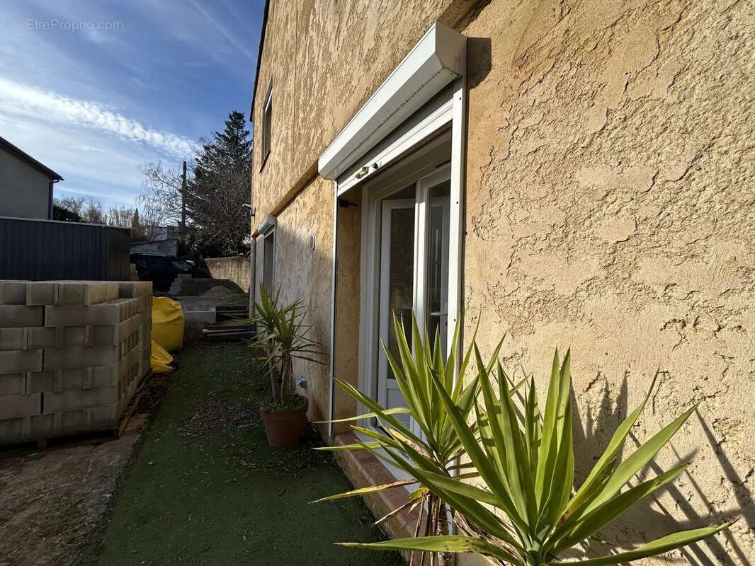 Appartement à SAINT-QUENTIN-LA-POTERIE