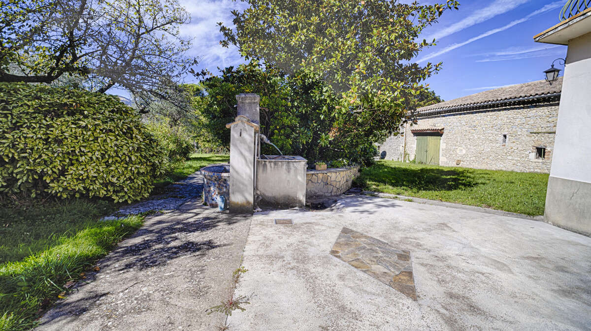 Maison à LA COUCOURDE