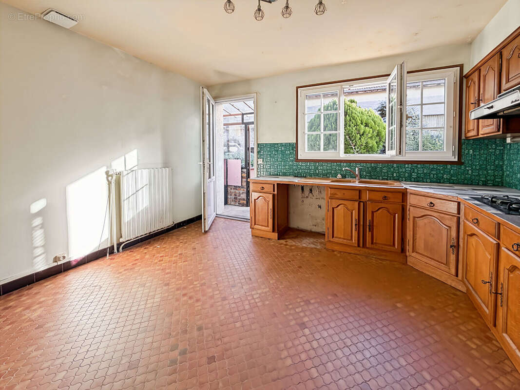 Maison à VILLEBON-SUR-YVETTE