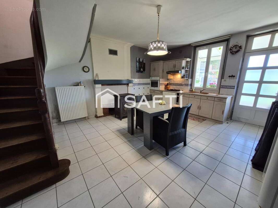 Photo 2 - Maison à ABILLY