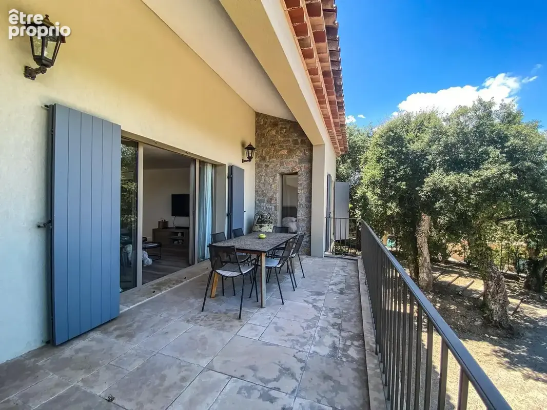 Villa t6 gassin - photo 14