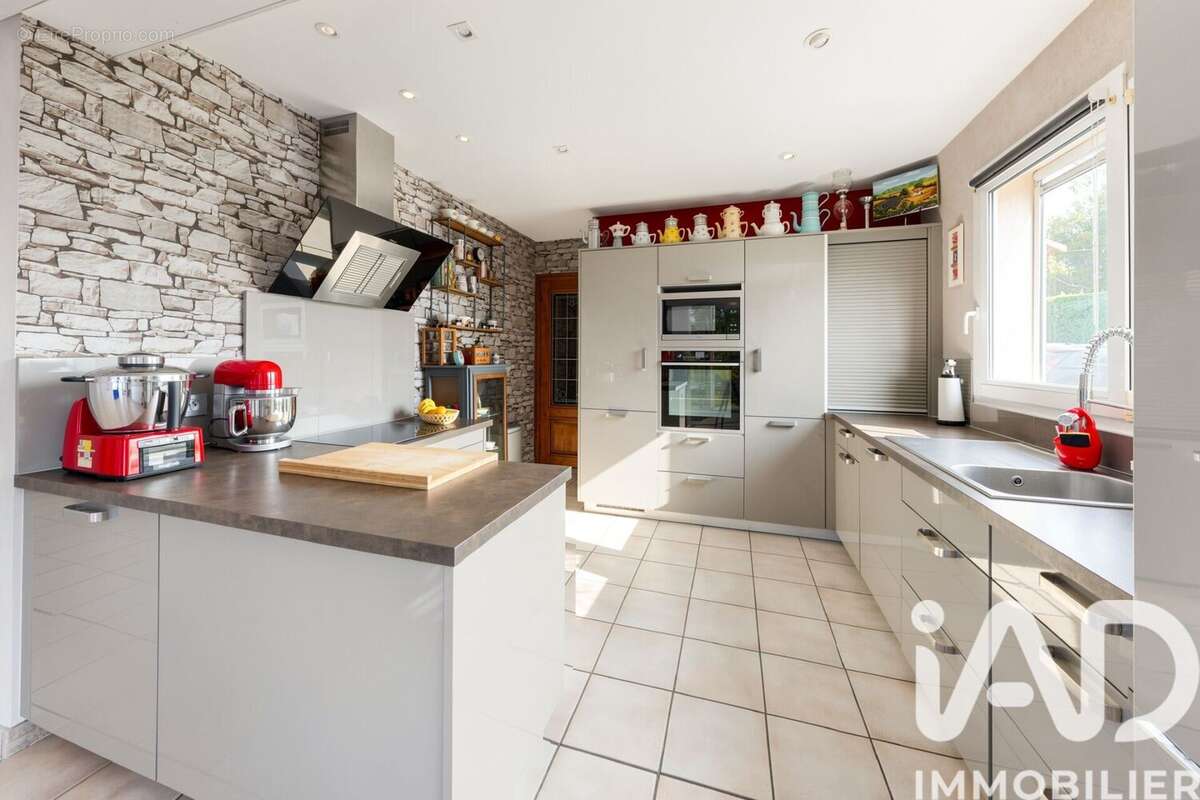 Photo 5 - Maison à LA MOTTE-D'AIGUES
