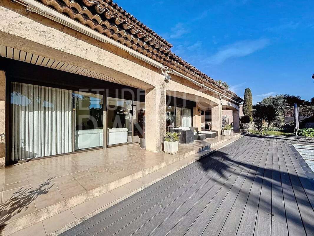 Maison à ANTIBES