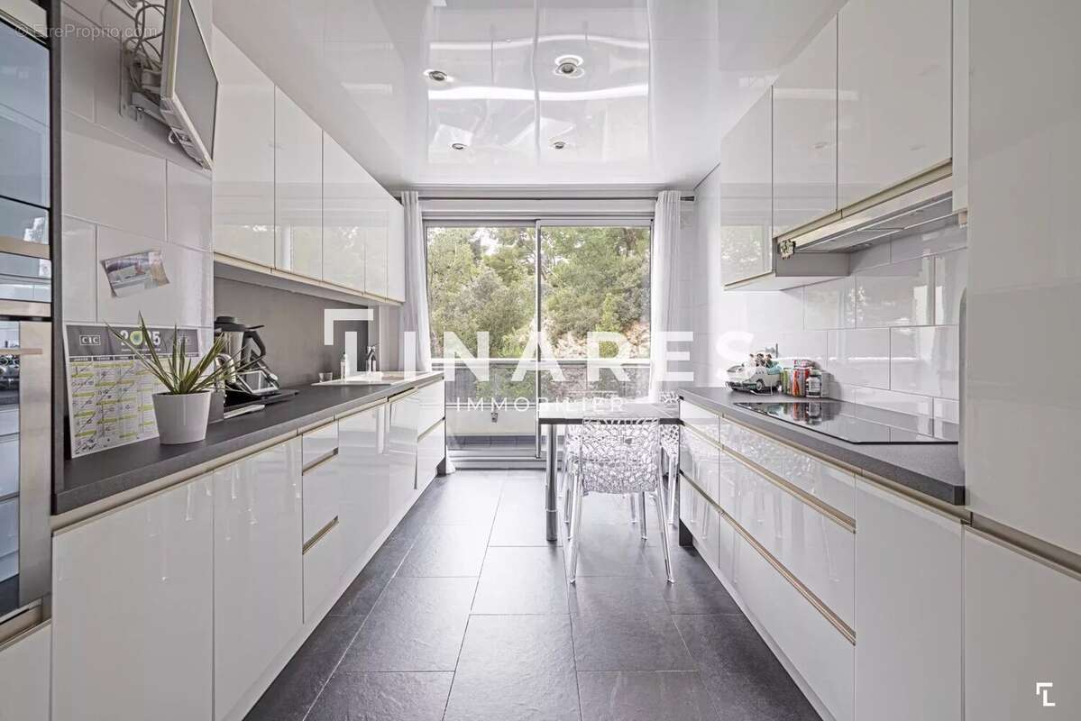 Appartement à MARSEILLE-8E