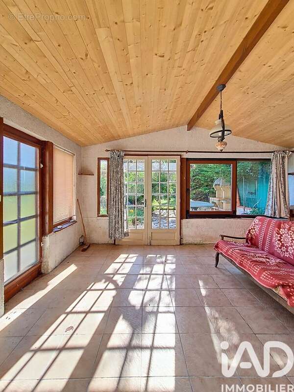 Maison 137 m² à La Greve-Sur-Mignon  - photo 9