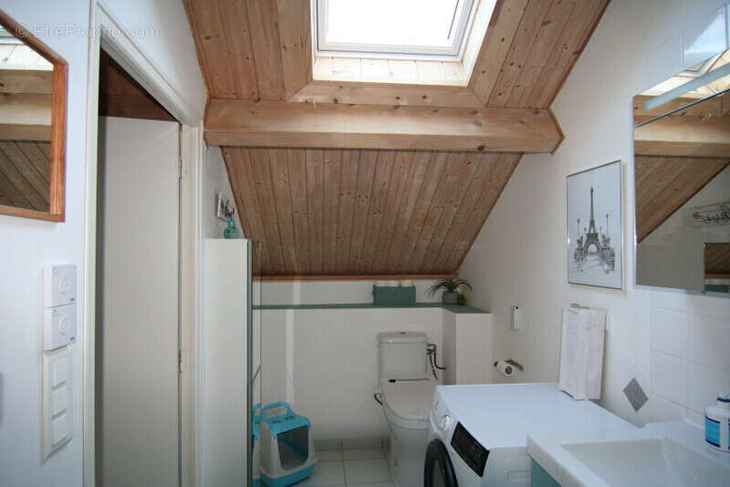 Maison à THIL-SUR-ARROUX