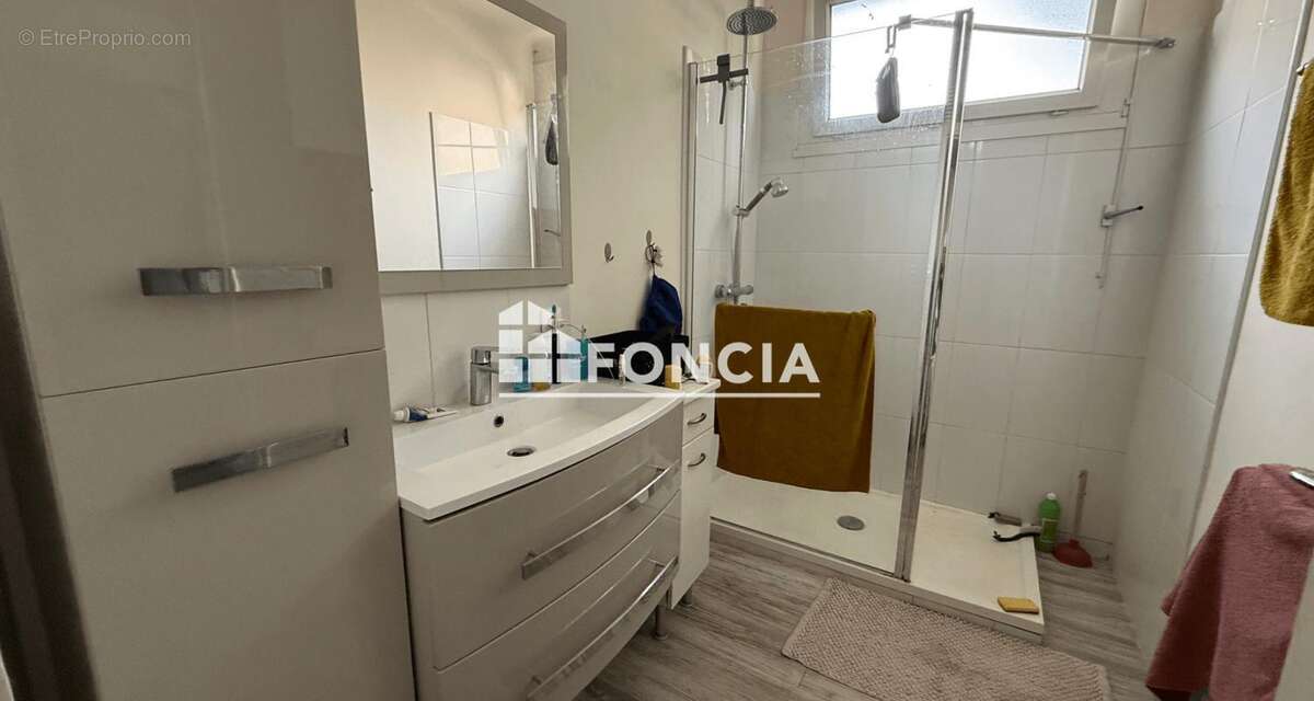 Exclusivite : immeuble de 2 appartements avec acces riviere - photo 4